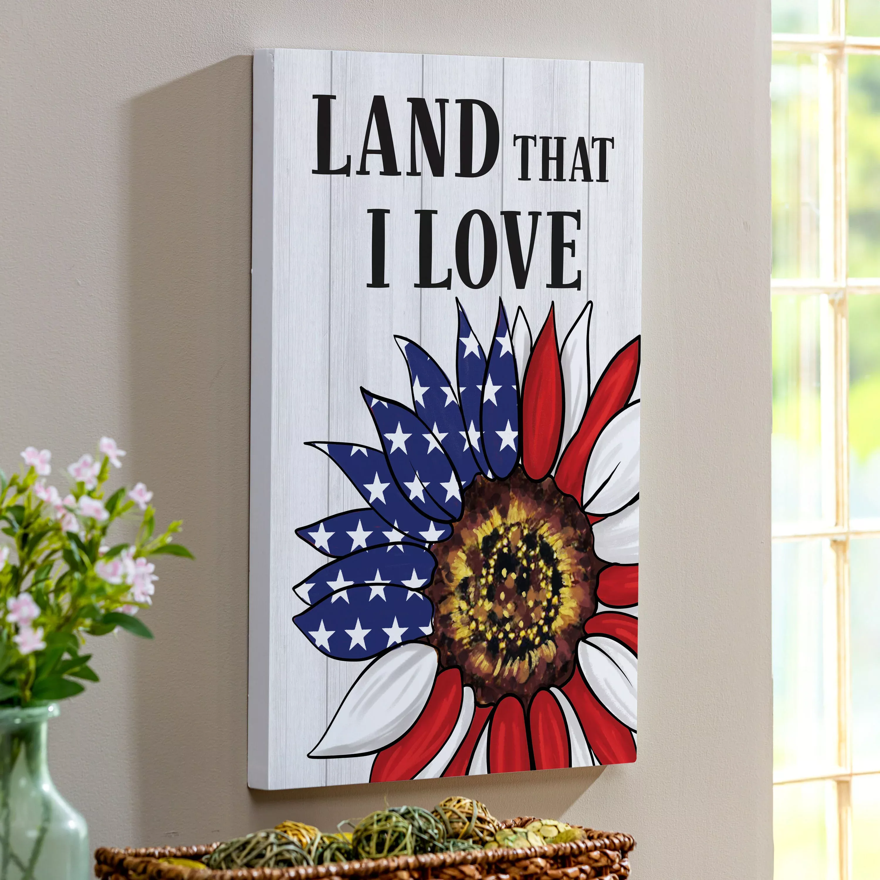 American Classic Indoor Wall Decor, Land that I Love, 16" L x 24" H