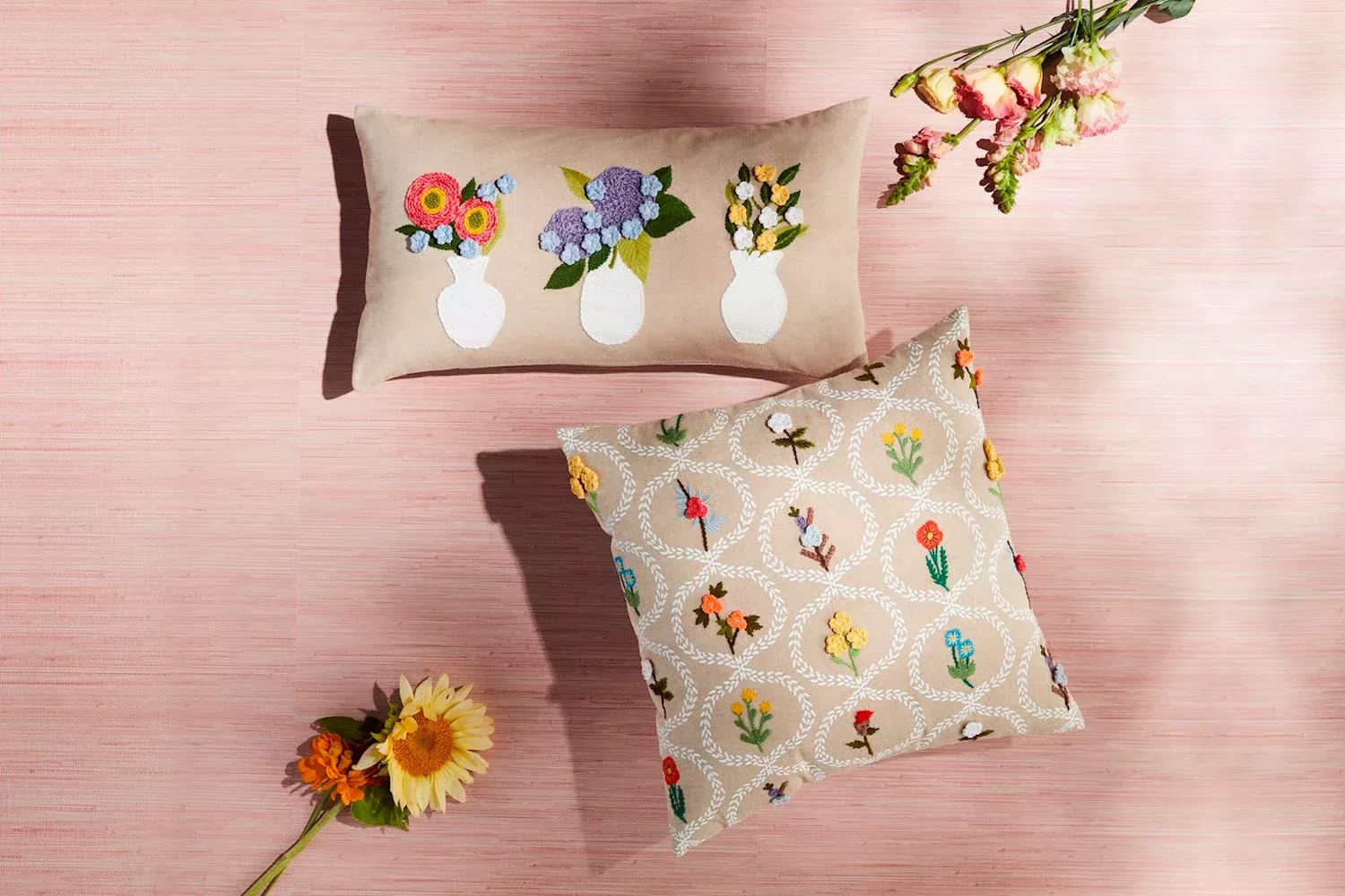 Mud Pie - Botanica Embroidered Pillow