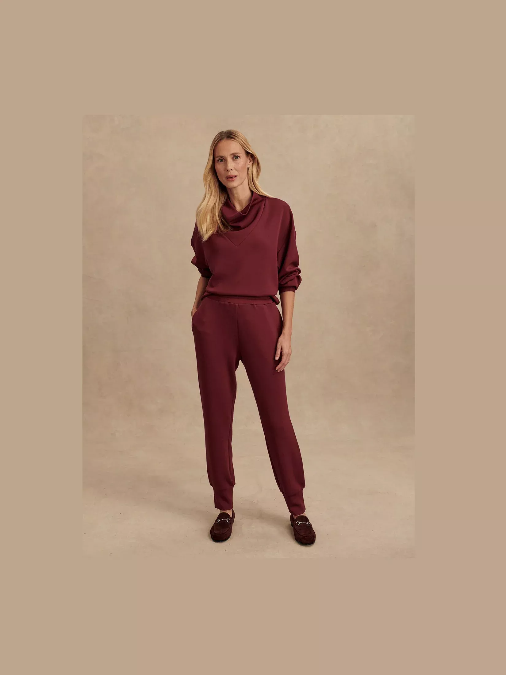 The Slim Cuff Pant 27.5 - New Maroon