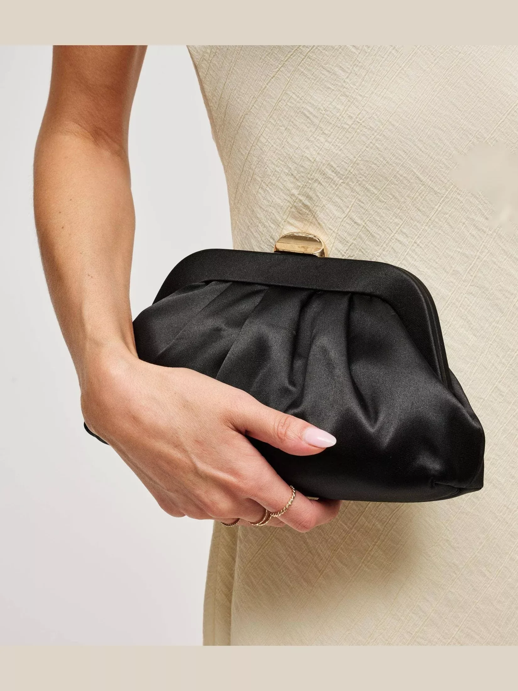 Winter Clutch